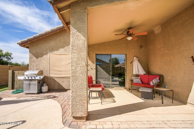 41701 W AVELLA Drive, Maricopa, AZ 85138