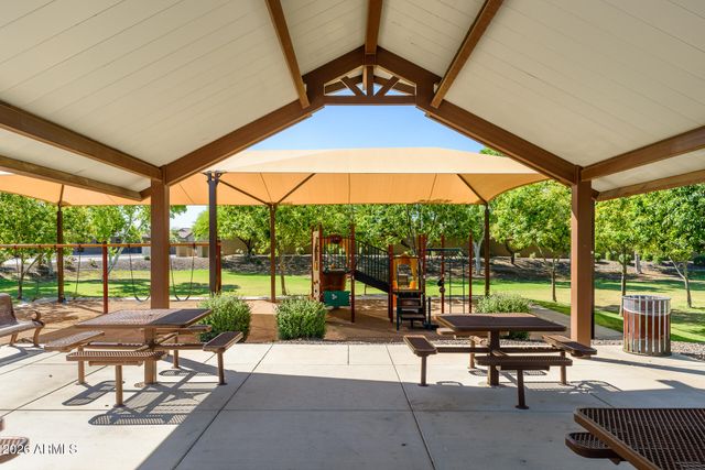 41701 W AVELLA Drive, Maricopa, AZ 85138