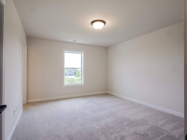 1759 Trailbrook Drive, Valparaiso, IN 46383