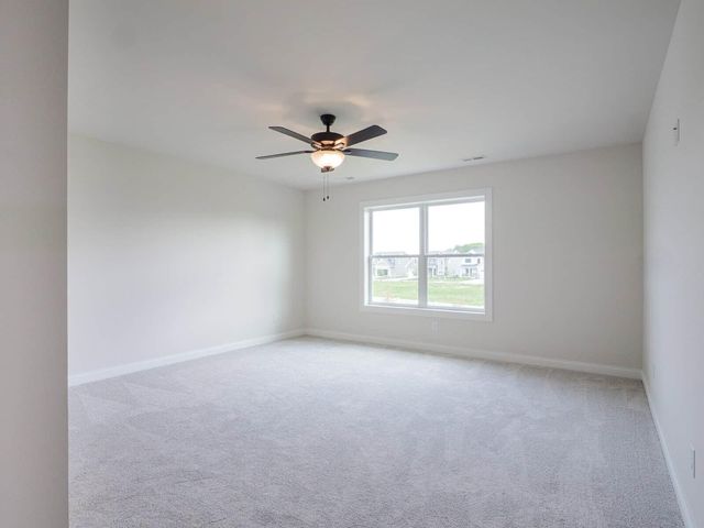 1759 Trailbrook Drive, Valparaiso, IN 46383