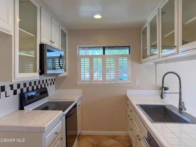 28606 Conejo View Drive, Agoura Hills, CA 91301