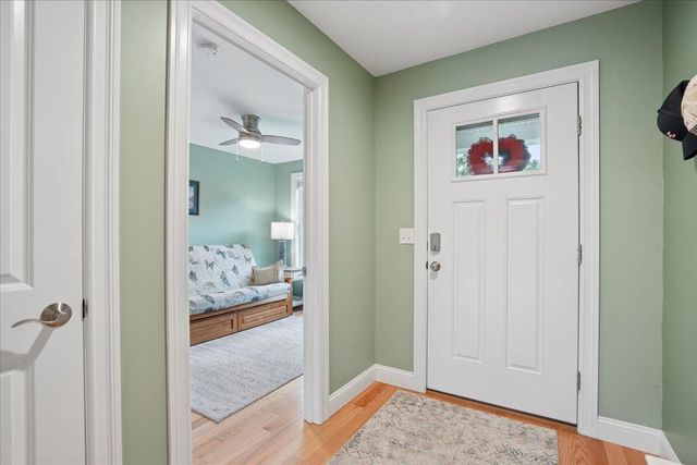 28 Pasture Lane, Nashua, NH 03062