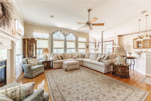 737 Rookery, Walworth, NY 14502