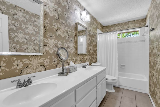 2613 Rockport Circle, Garland, TX 75044
