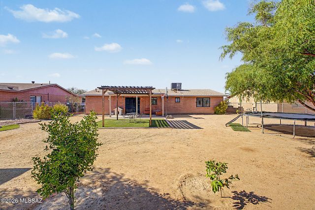 7533 W Calle Aragon, Tucson, AZ 85757