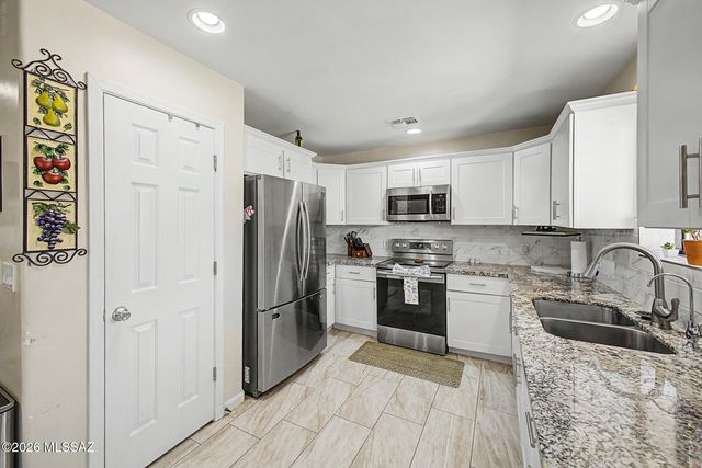 7533 W Calle Aragon, Tucson, AZ 85757