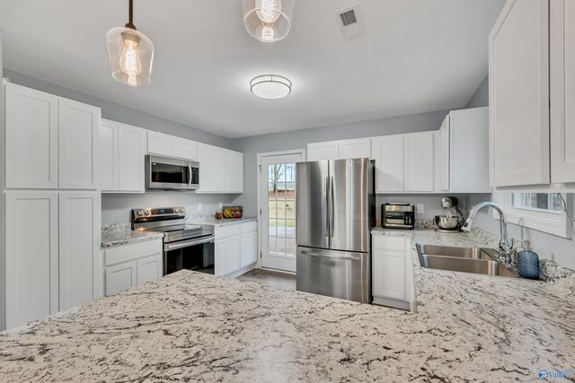 245 Gurley Pike, Gurley, AL 35748