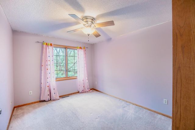 3509 91st Crescent N, Brooklyn Park, MN 55443