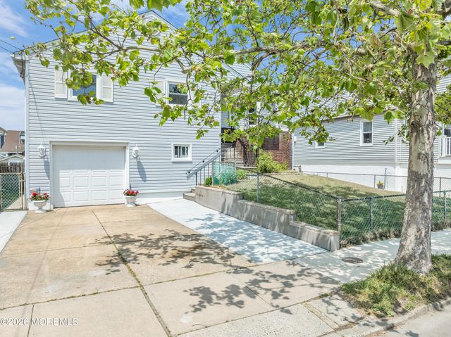 324 Dupont Avenue, Seaside Heights, NJ 08751