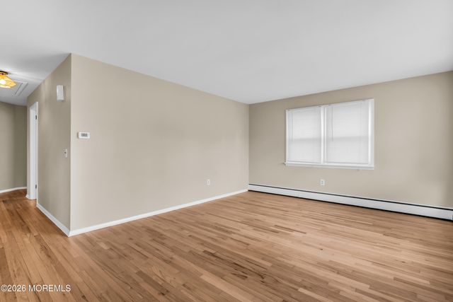 324 Dupont Avenue, Seaside Heights, NJ 08751