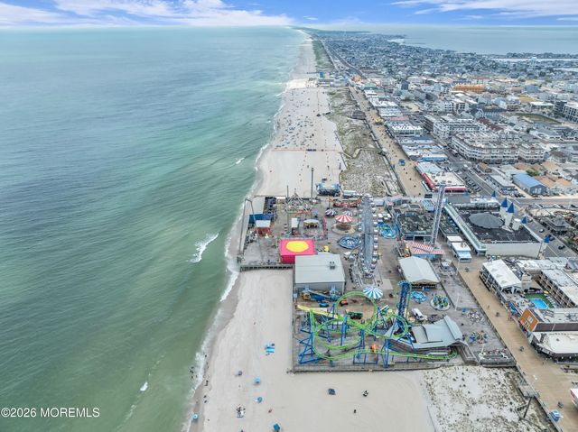 324 Dupont Avenue, Seaside Heights, NJ 08751