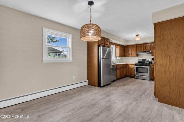 324 Dupont Avenue, Seaside Heights, NJ 08751