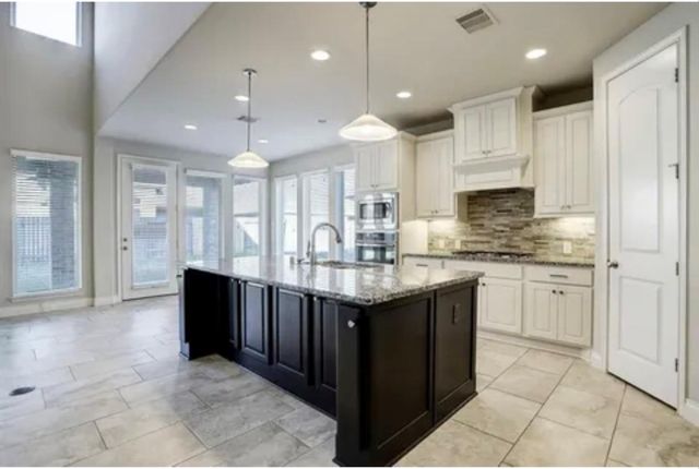 3311 Pleasant Hollow Lane, Houston, TX 77365