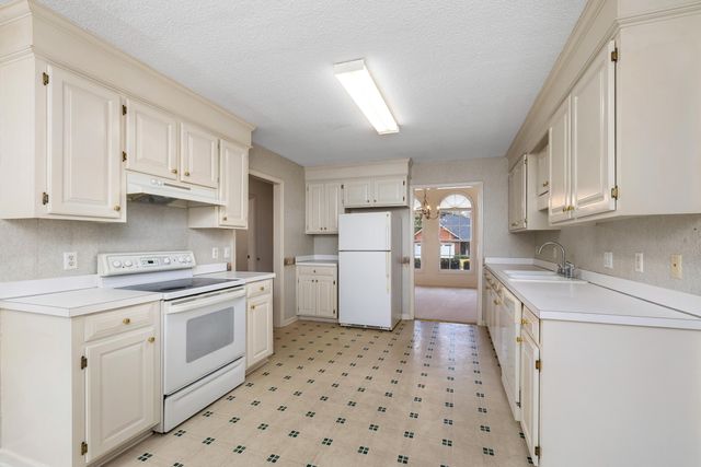 1280 Cutleaf Drive, Sumter, SC 29150