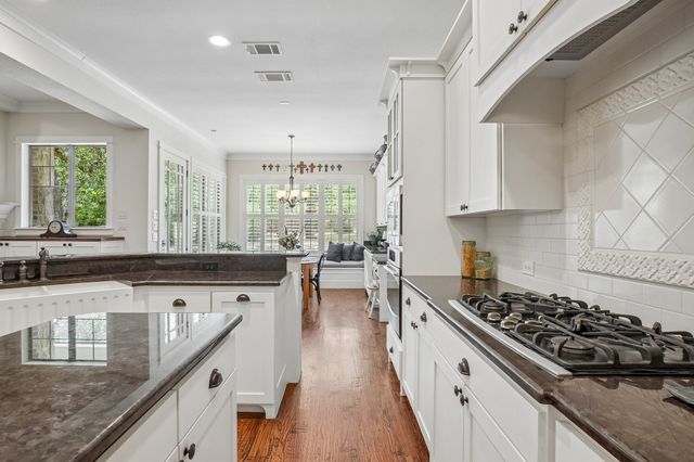 6407 Meadowcrest Lane, Flower Mound, TX 75022