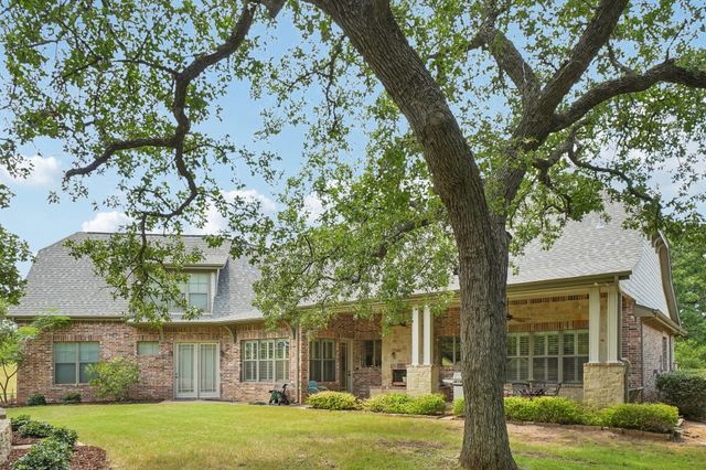 6407 Meadowcrest Lane, Flower Mound, TX 75022