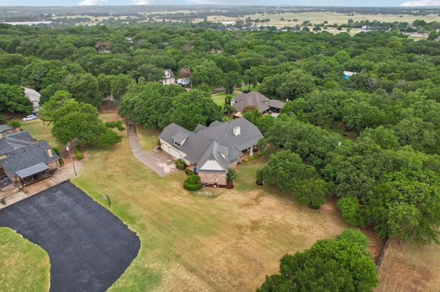 6407 Meadowcrest Lane, Flower Mound, TX 75022