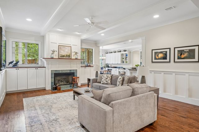 6407 Meadowcrest Lane, Flower Mound, TX 75022