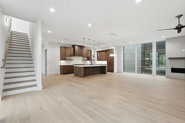 3718 West End Ave Unit 5, Nashville, TN 37205