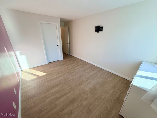 12900 Lake Avenue 216, Lakewood, OH 44107