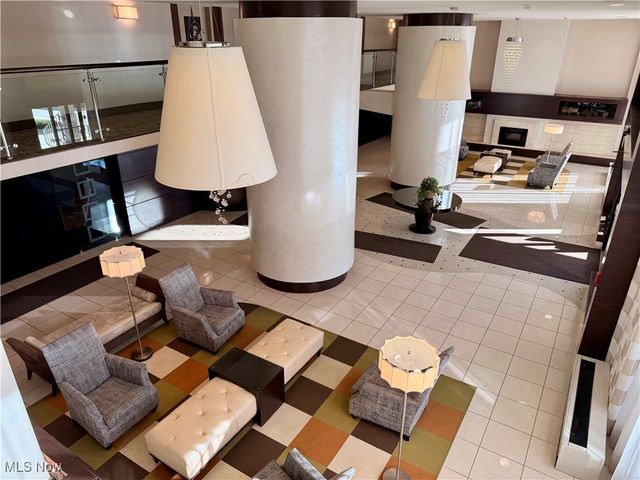 12900 Lake Avenue 216, Lakewood, OH 44107