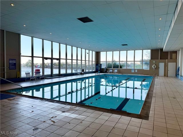 12900 Lake Avenue 216, Lakewood, OH 44107