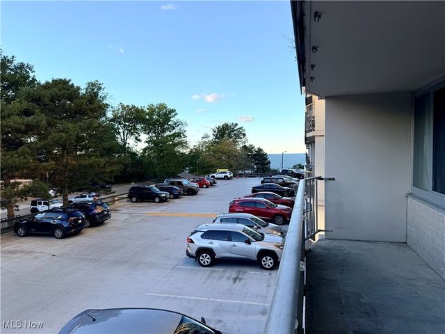 12900 Lake Avenue 216, Lakewood, OH 44107