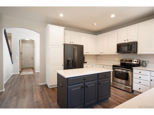 10468 Applebrook Cir, Littleton, CO 80130