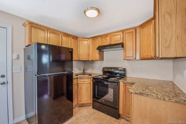 703 Provost Avenue, Bellport, NY 11713