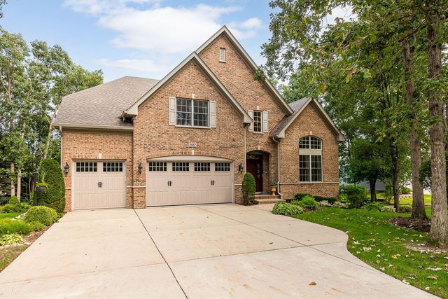 1657 Hickory Drive, Hoffman Estates, IL 60192