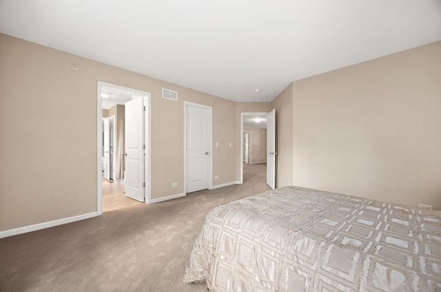 1657 Hickory Drive, Hoffman Estates, IL 60192