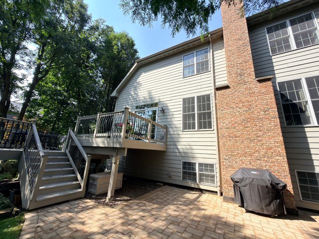 1657 Hickory Drive, Hoffman Estates, IL 60192