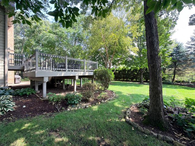1657 Hickory Drive, Hoffman Estates, IL 60192
