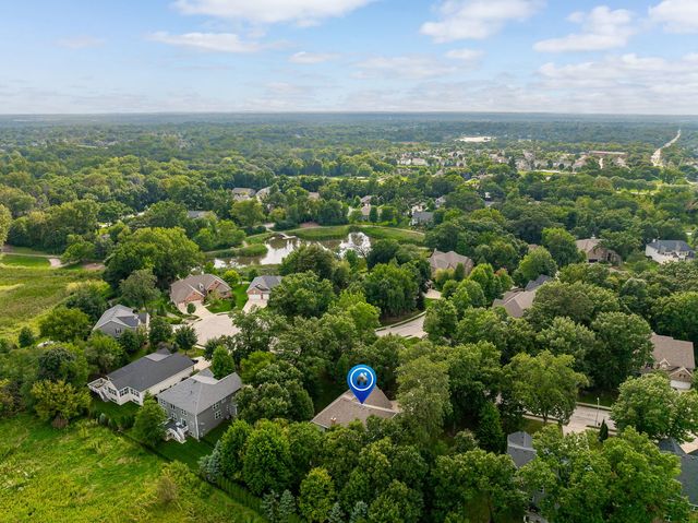 1657 Hickory Drive, Hoffman Estates, IL 60192