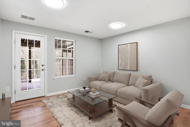 944 HOPKINS COR, Glen Burnie, MD 21060