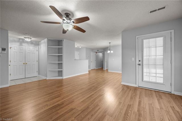 213 Ivy Glen Court, Winston-salem, NC 27127