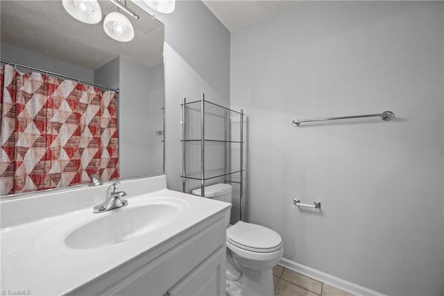 213 Ivy Glen Court, Winston-salem, NC 27127