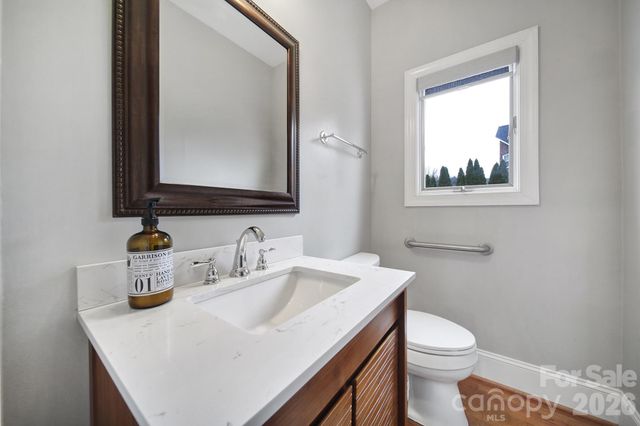 120 Royal Pointe Way, Mooresville, NC 28117