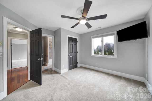 120 Royal Pointe Way, Mooresville, NC 28117