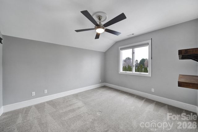 120 Royal Pointe Way, Mooresville, NC 28117