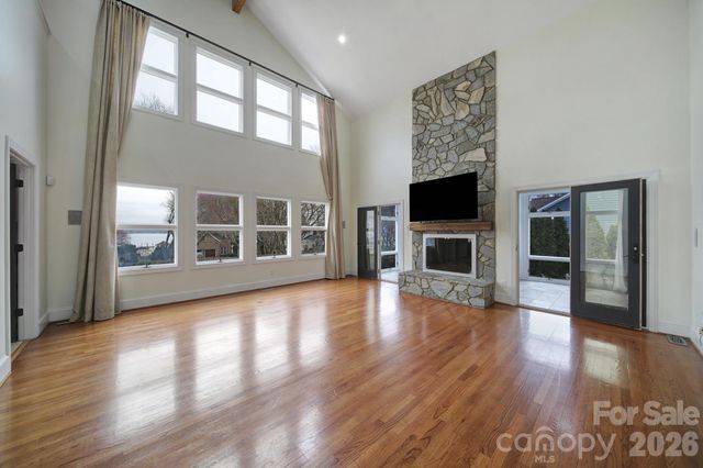 120 Royal Pointe Way, Mooresville, NC 28117