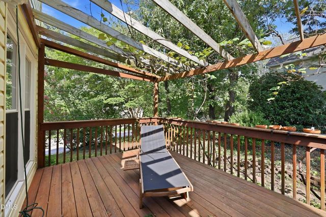 203 Red Field Street, Cary, NC 27513