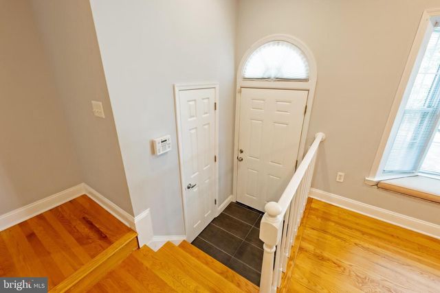 215 LYNN MANOR DR, Rockville, MD 20850