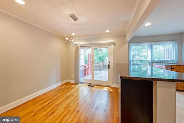 215 LYNN MANOR DR, Rockville, MD 20850