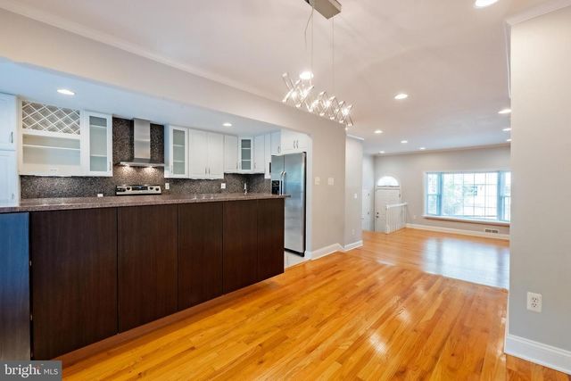 215 LYNN MANOR DR, Rockville, MD 20850