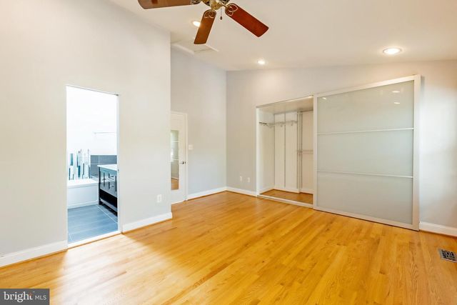 215 LYNN MANOR DR, Rockville, MD 20850