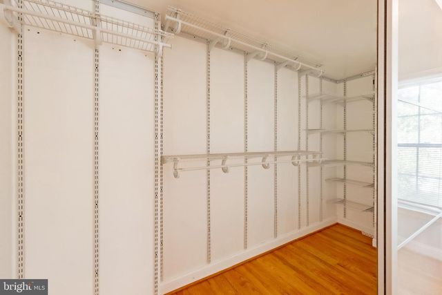 215 LYNN MANOR DR, Rockville, MD 20850