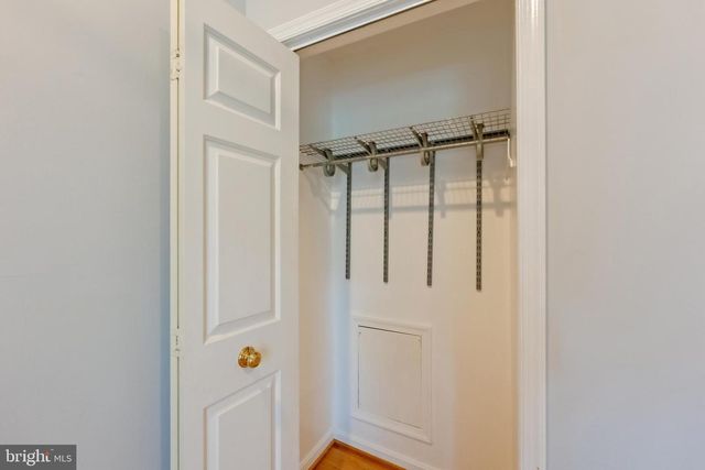215 LYNN MANOR DR, Rockville, MD 20850