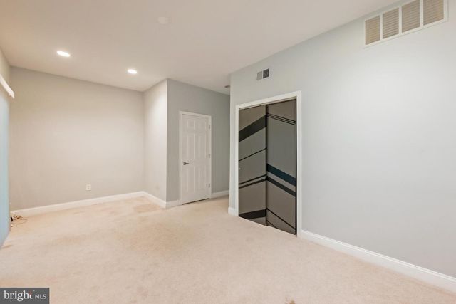 215 LYNN MANOR DR, Rockville, MD 20850