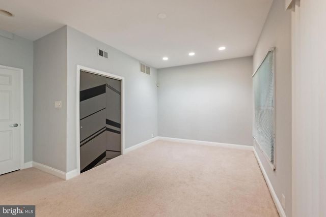 215 LYNN MANOR DR, Rockville, MD 20850